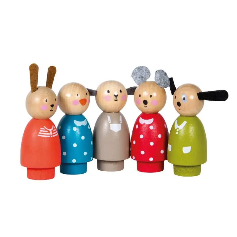 Big Family Wooden Character Set – Assorted Handcrafted Figurines 1