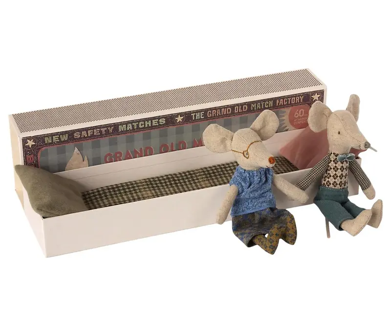 Grandma And Grandpa Mouse Plush Duo 1