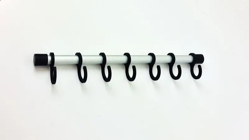 Outdoor Revolution Basic Overdoor Coat Hanger 1