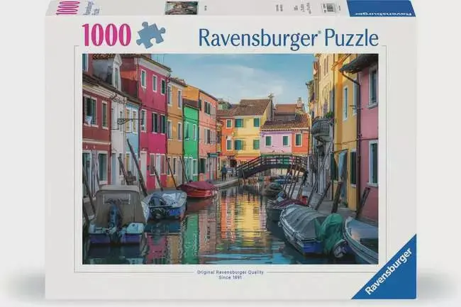 Vibrant Burano, Italy Landscape Jigsaw Puzzle – 1000 Pieces 1